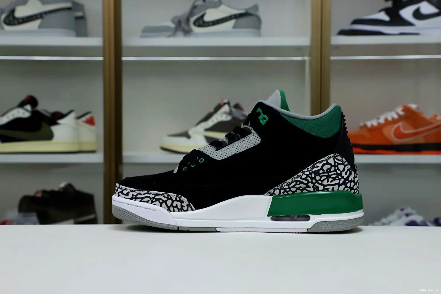 Kimikick PINE JORDAN 3 GREEN AIR 0821